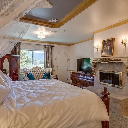 Storybook Riverside Inn Левънуърт Екстериор снимка