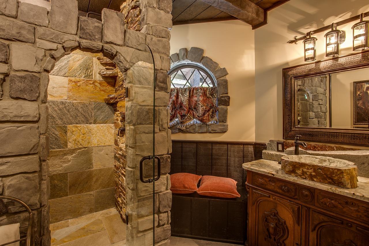 Storybook Riverside Inn Левънуърт Екстериор снимка