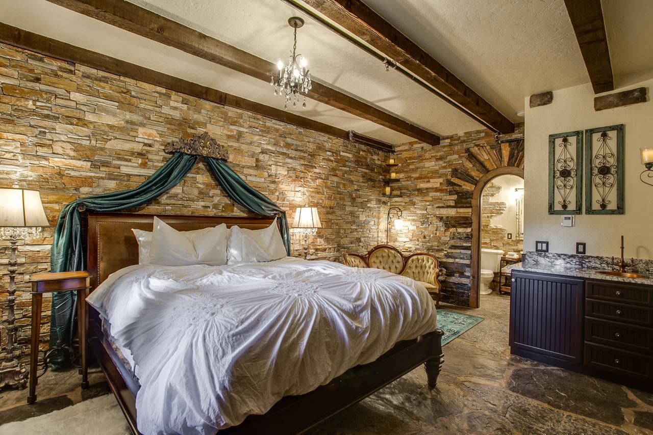 Storybook Riverside Inn Левънуърт Екстериор снимка